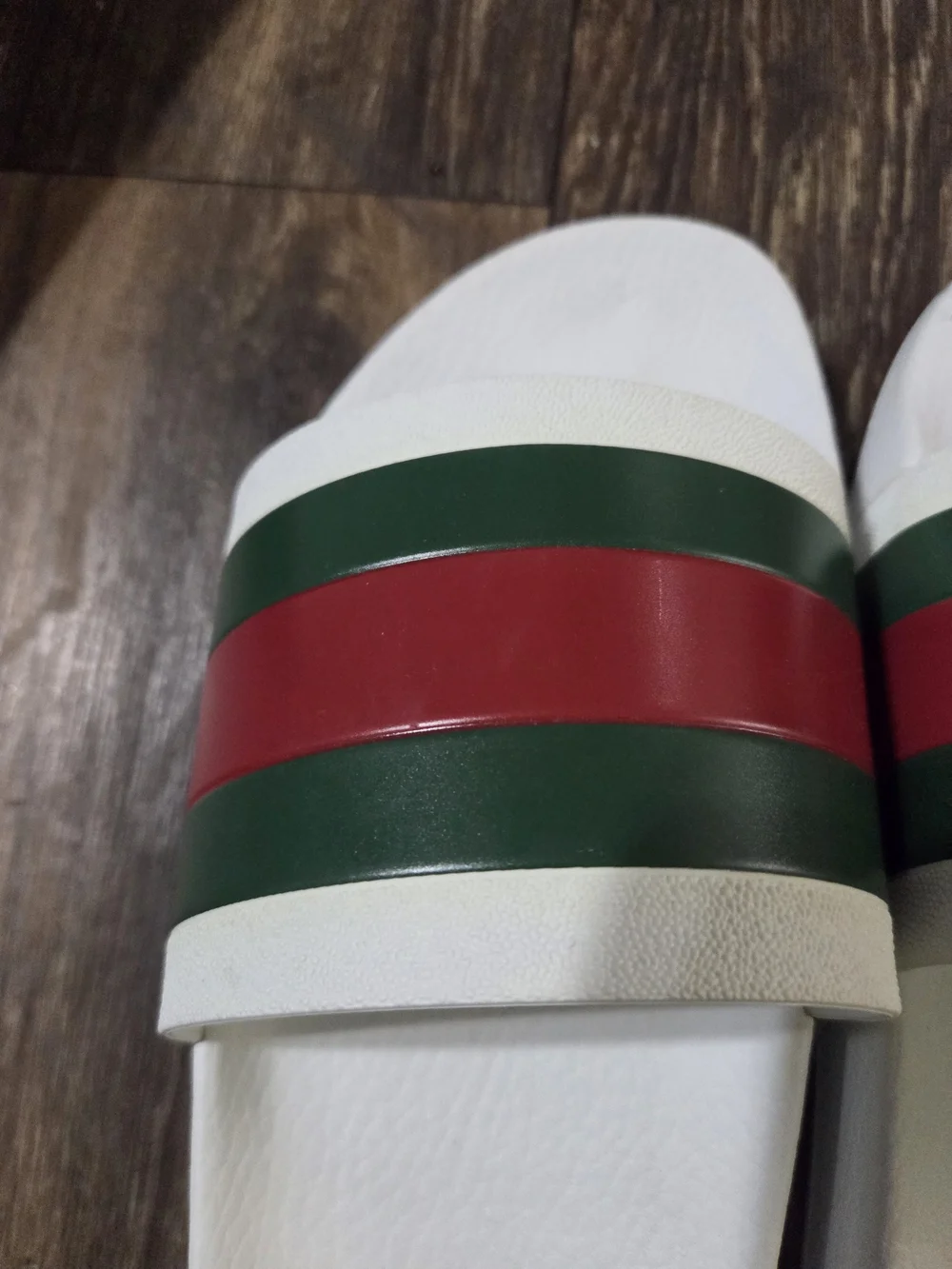 Gucci White Slide Sandals with Green and Red Stripes